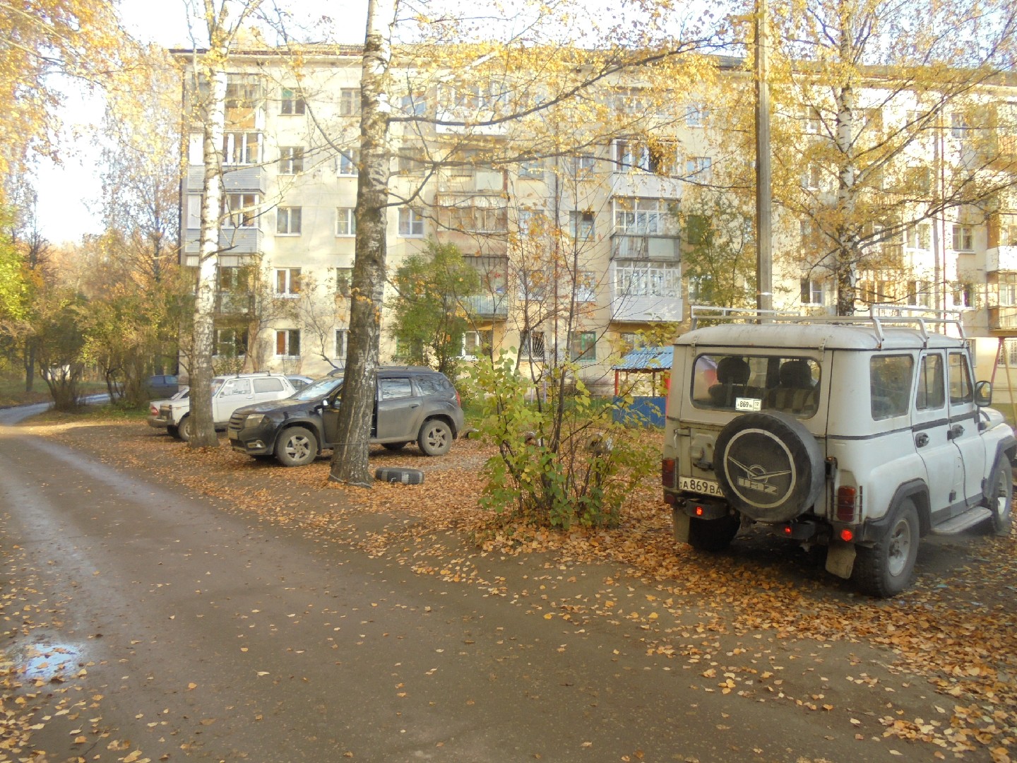 Респ. Марий Эл, г. Йошкар-Ола, ул. Мира, д. 43-придомовая территория