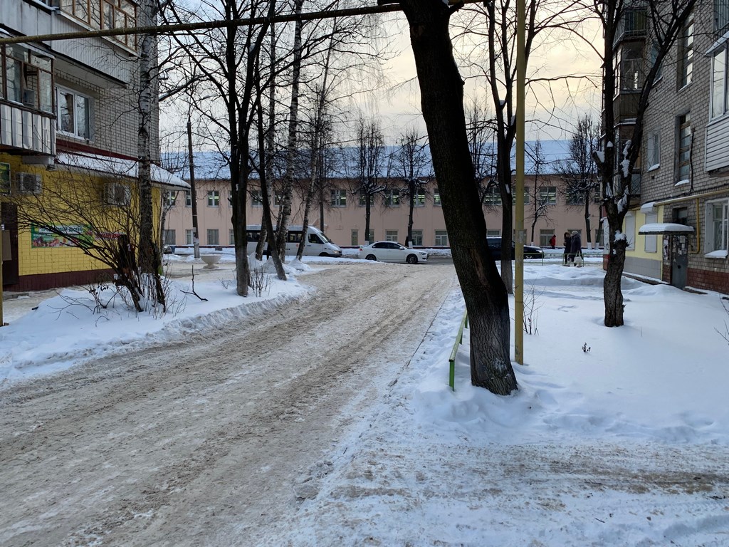 Респ. Марий Эл, г. Йошкар-Ола, ул. Первомайская, д. 81-придомовая территория