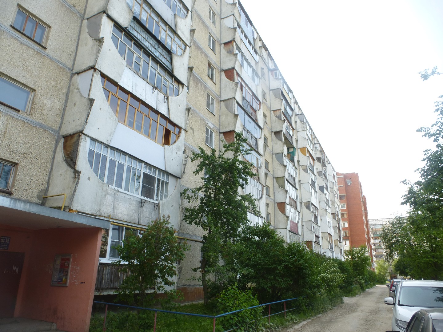 Респ. Марий Эл, г. Йошкар-Ола, ул. Петрова, д. 17-фасад здания