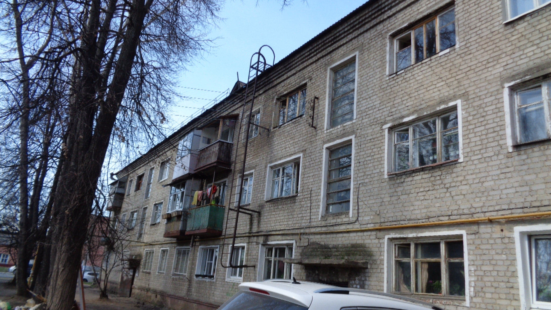 Респ. Марий Эл, г. Йошкар-Ола, ул. Суворова, д. 10-фасад здания