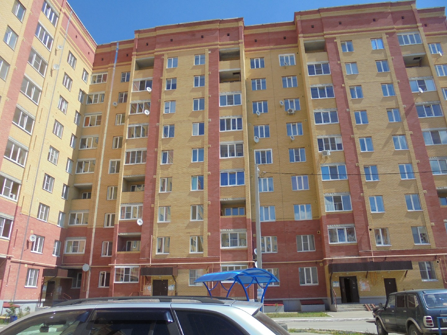 Респ. Марий Эл, г. Йошкар-Ола, ул. Яна Крастыня, д. 2-фасад здания