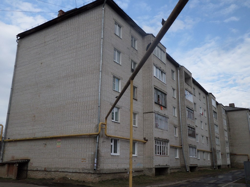 Респ. Марий Эл, р-н. Медведевский, пгт. Медведево, ул. Полевая, д. 1а-фасад здания