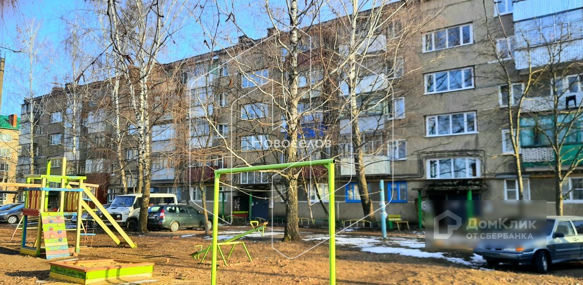 Респ. Мордовия, р-н. Рузаевский, г. Рузаевка, ул. Юрасова, д. 10-фасад здания