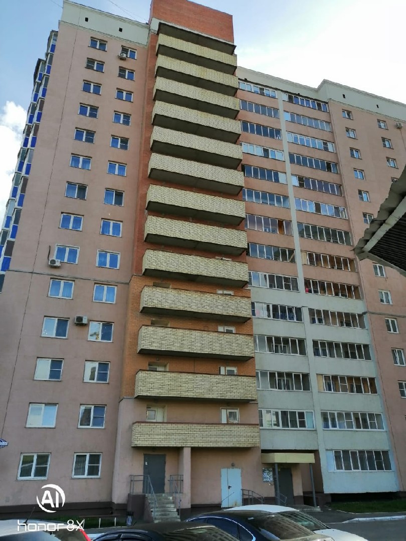 Респ. Мордовия, г. Саранск, ул. Волгоградская, д. 83-фасад здания