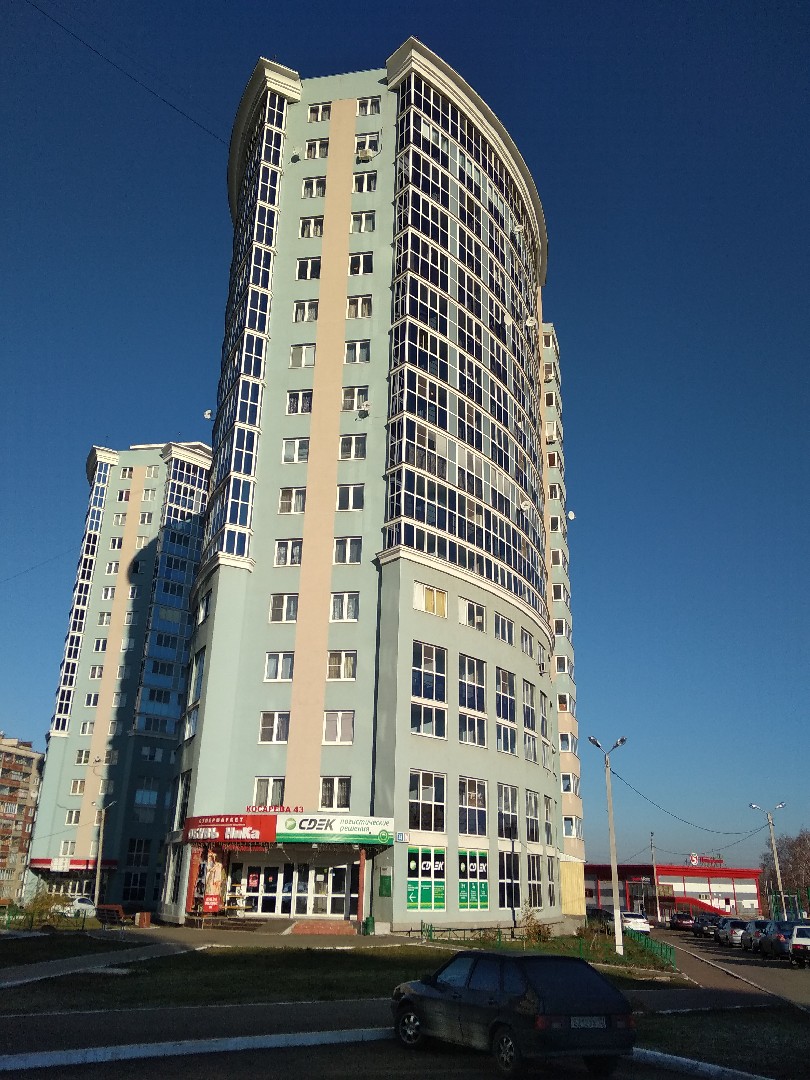 Респ. Мордовия, г. Саранск, ул. Косарева, д. 43-фасад здания