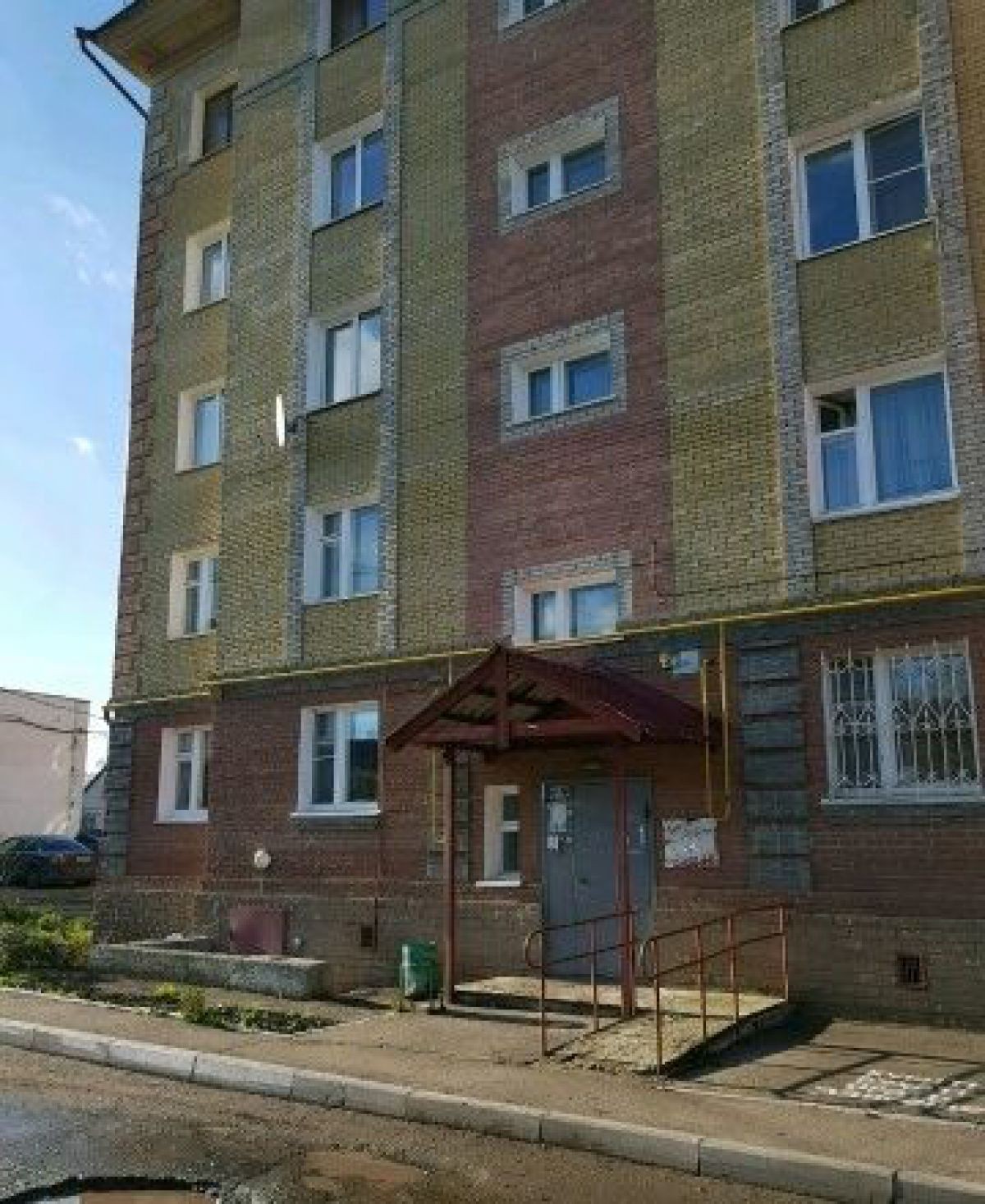 Респ. Мордовия, г. Саранск, ул. Маринина, д. 24-фасад здания