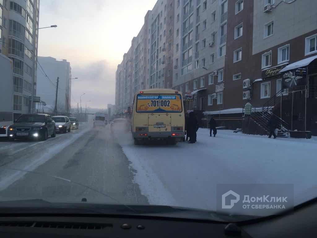 Респ. Саха /Якутия/, г. Якутск, ул. Бестужева-Марлинского, д. 3-придомовая территория