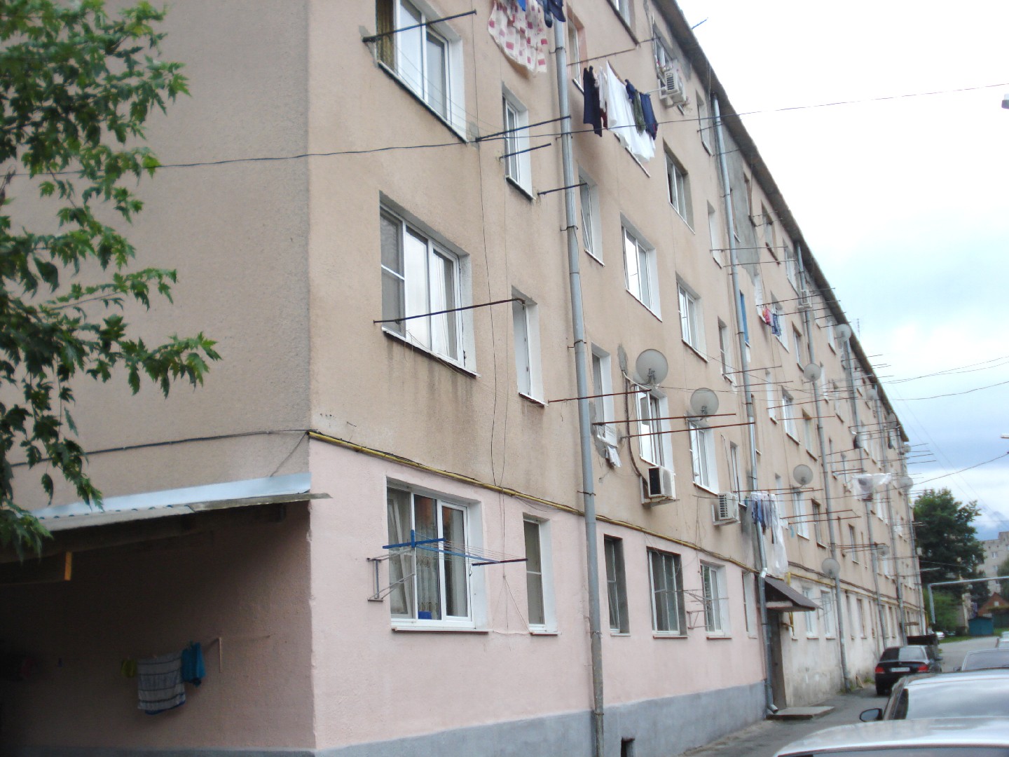 Респ. Северная Осетия - Алания, г. Владикавказ, ул. Васо Абаева, д. 87, к. 2-фасад здания