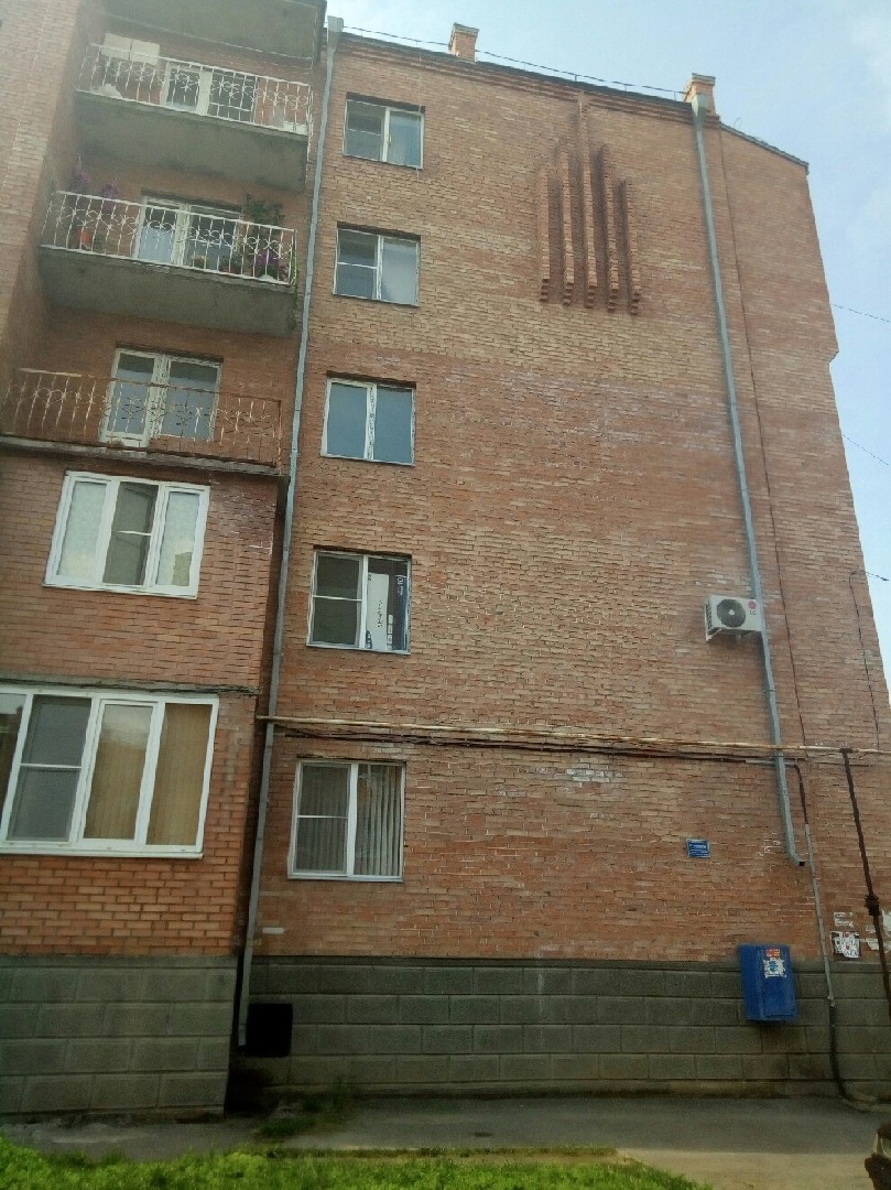 Респ. Северная Осетия - Алания, г. Владикавказ, ул. Владикавказская, д. 59-фасад здания