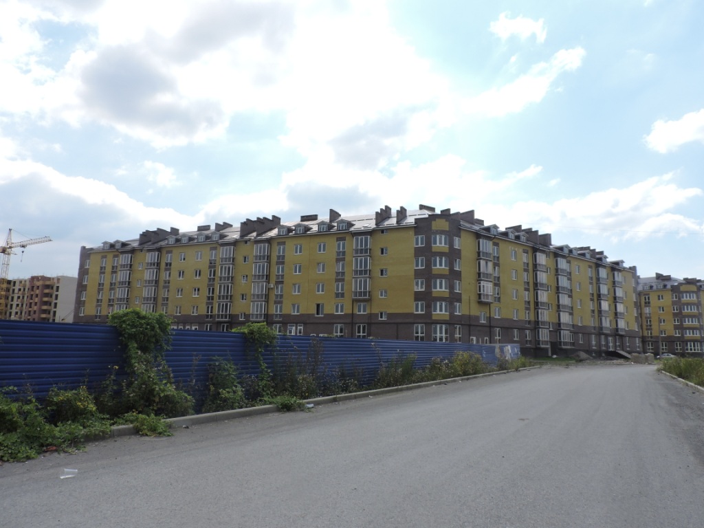 Респ. Северная Осетия - Алания, г. Владикавказ, ул. Шамиля Джикаева, д. 10-фасад здания