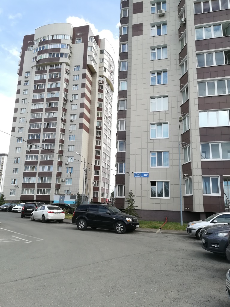 Респ. Татарстан, г. Казань, ул. Аделя Кутуя, д. 110Б-придомовая территория