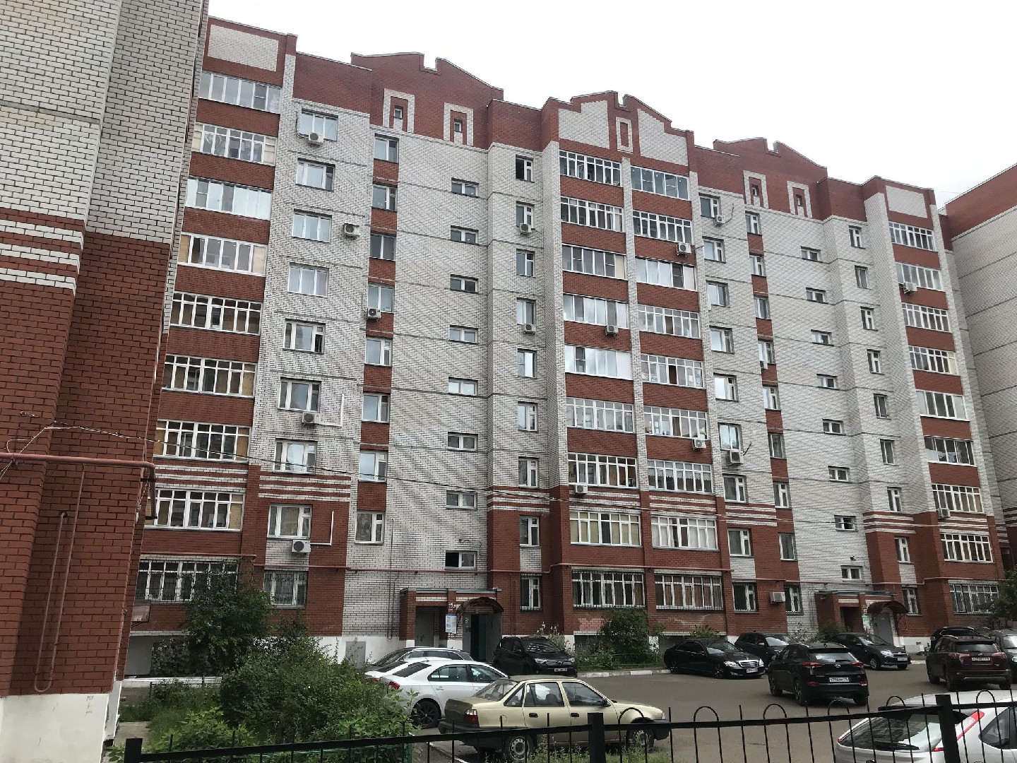 Респ. Татарстан, г. Казань, ул. Академика Губкина, д. 30Б-фасад здания