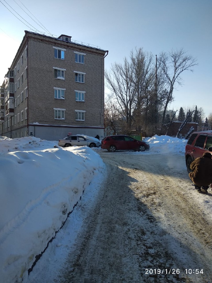 Респ. Татарстан, г. Казань, ул. Академика Кирпичникова, д. 27-придомовая территория