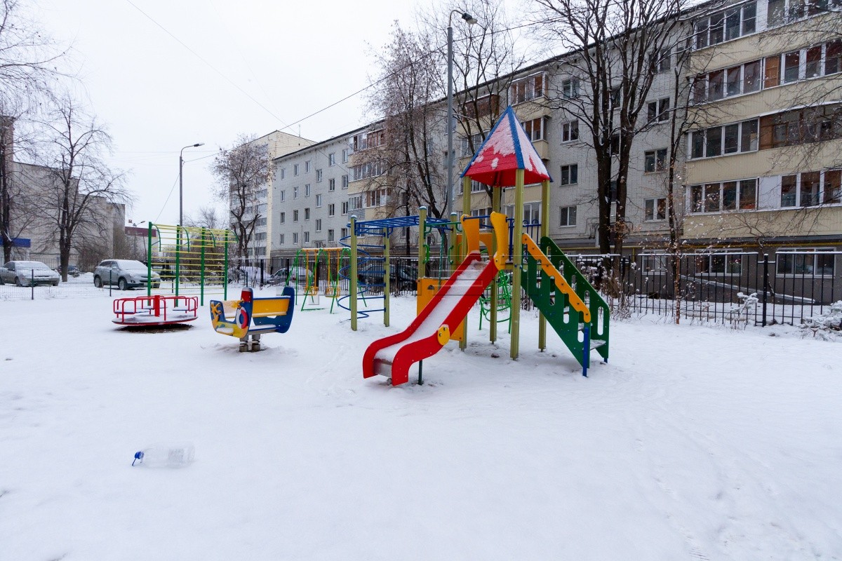 Респ. Татарстан, г. Казань, ул. Бойничная, д. 5-придомовая территория