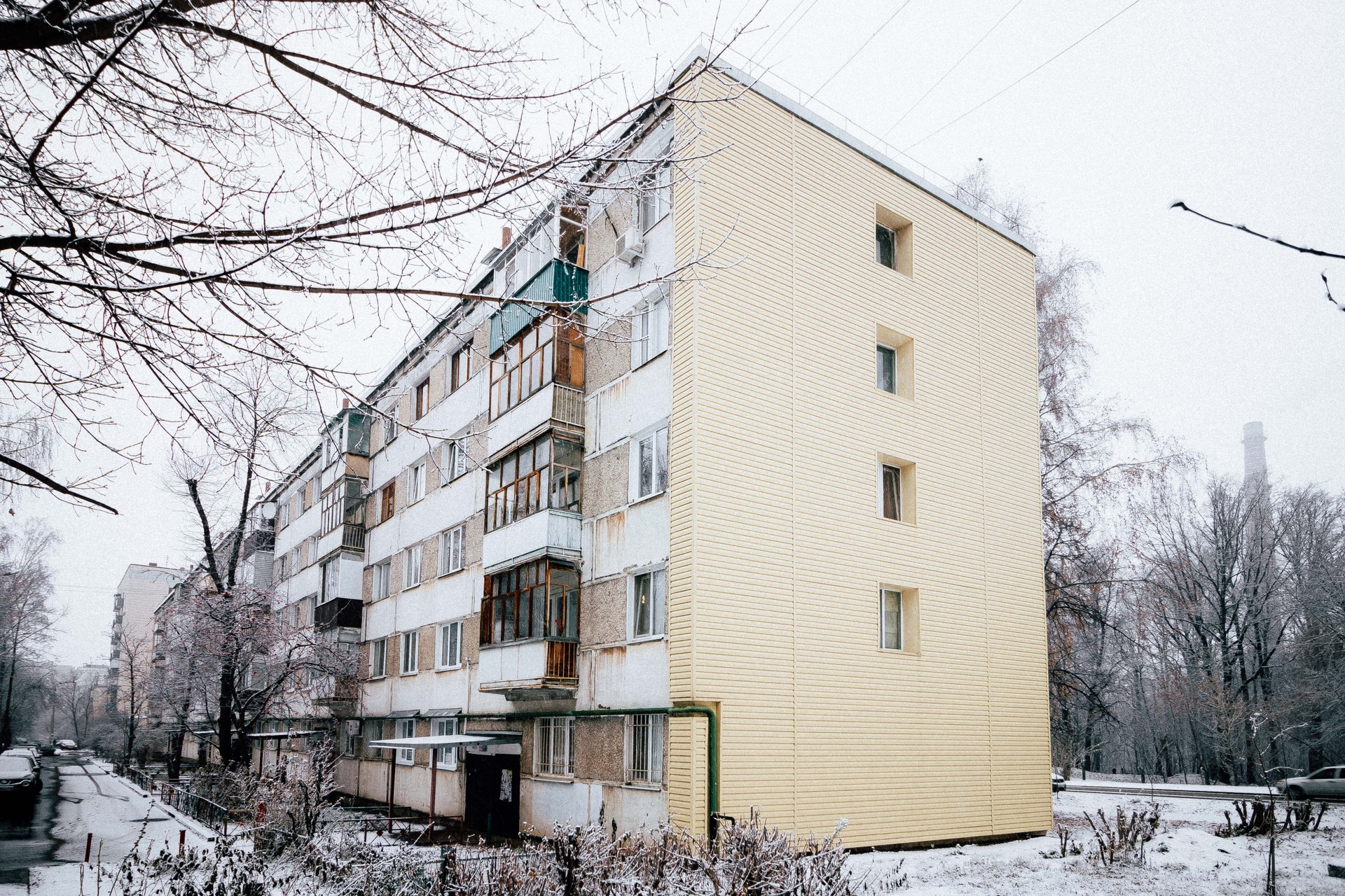 Респ. Татарстан, г. Казань, ул. Братьев Касимовых, д. 62-фасад здания