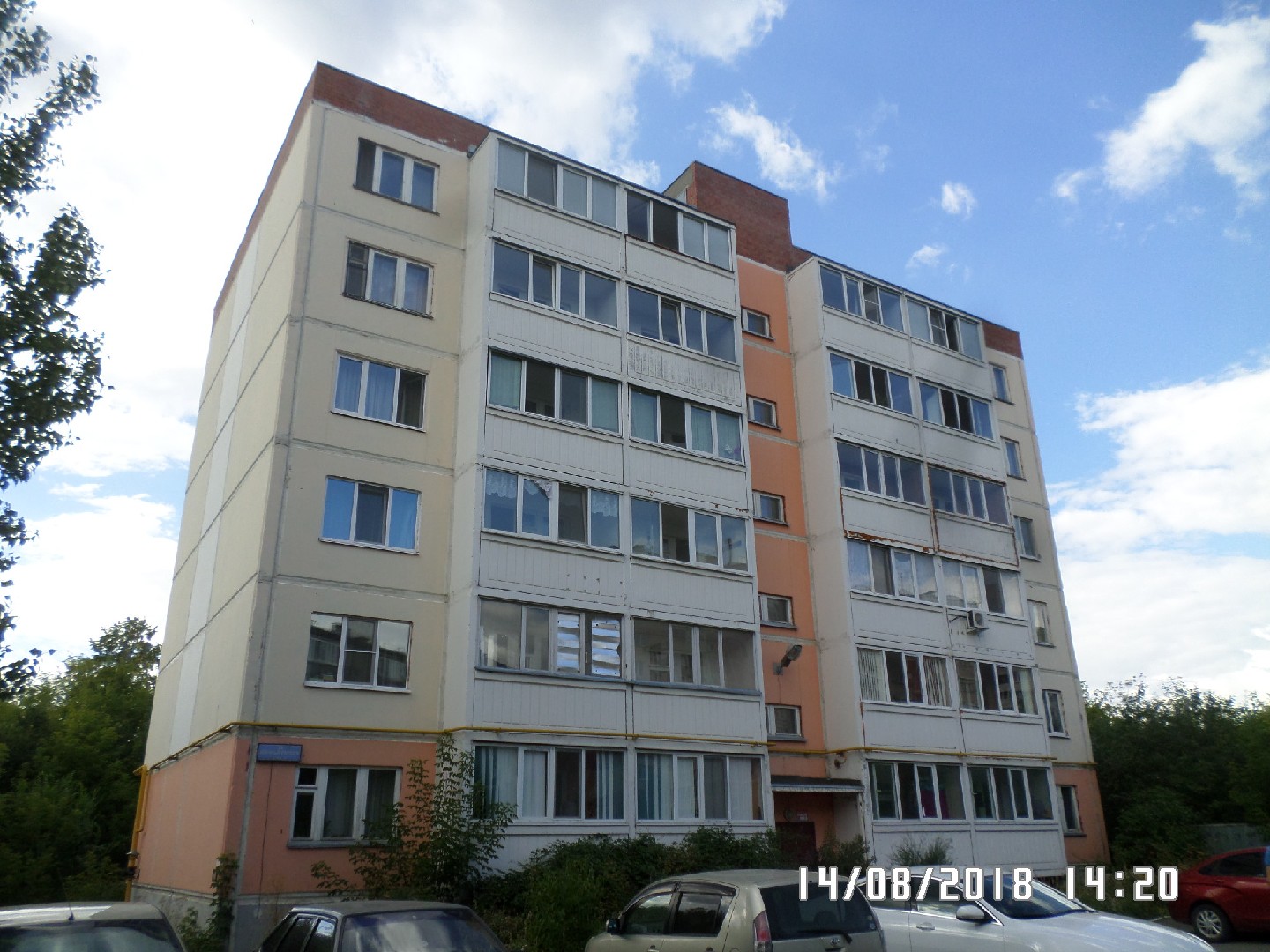 Респ. Татарстан, г. Казань, городок. Военный 33, д. 14-фасад здания