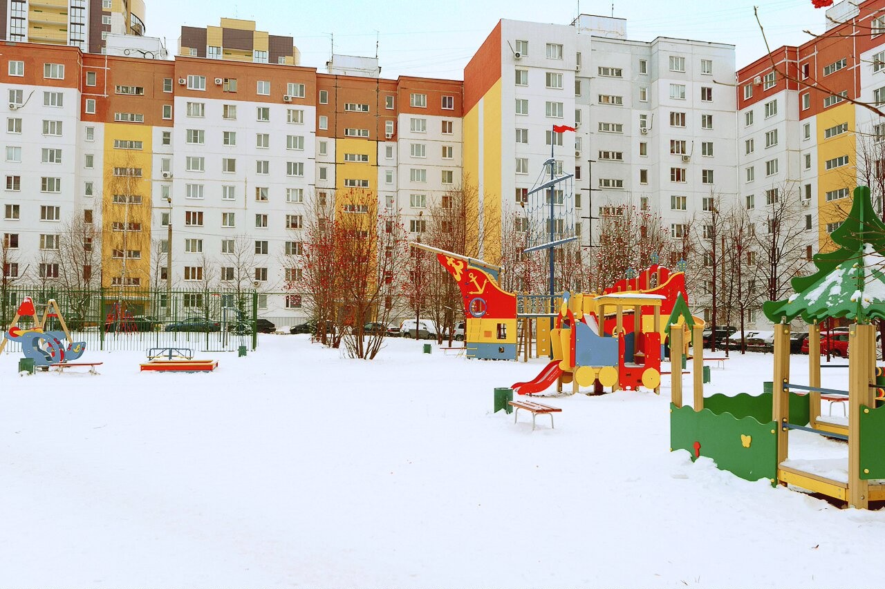 Респ. Татарстан, г. Казань, ул. Дубравная, д. 3А-придомовая территория