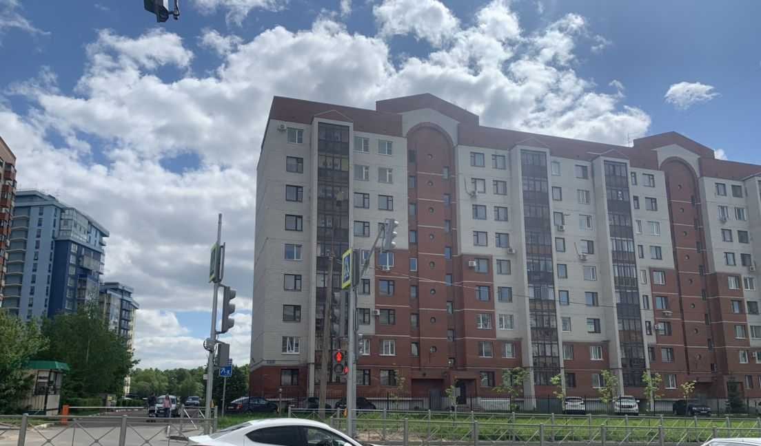 Респ. Татарстан, г. Казань, ул. Дубравная, д. 40-фасад здания