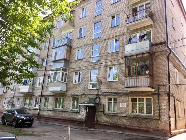 Респ. Татарстан, г. Казань, ул. Пионерская, д. 13-фасад здания