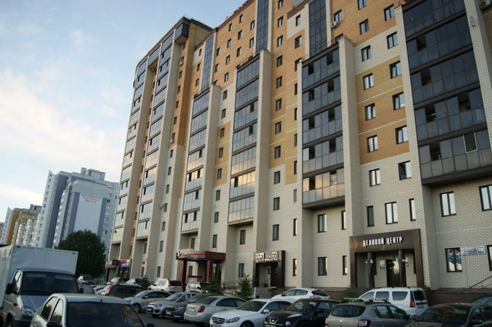 Респ. Татарстан, г. Казань, пр-кт. Победы, д. 90-фасад здания