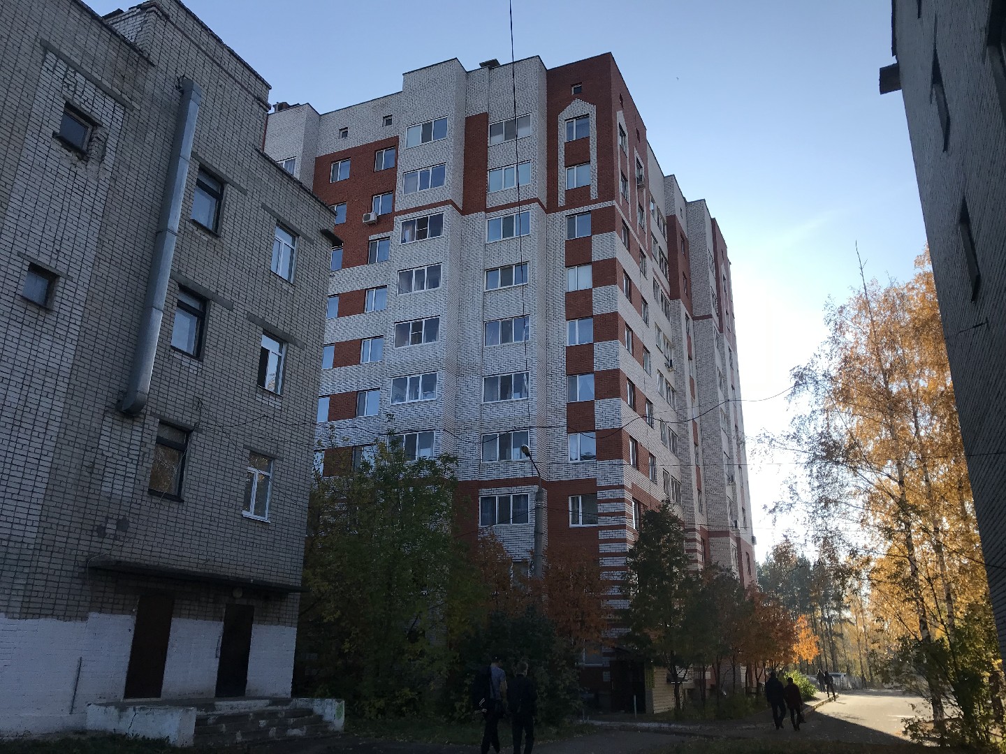 Респ. Татарстан, г. Казань, ул. Рихарда Зорге, д. 13б-фасад здания