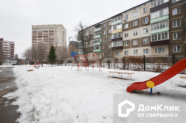 Респ. Татарстан, г. Казань, ул. Рихарда Зорге, д. 30-придомовая территория