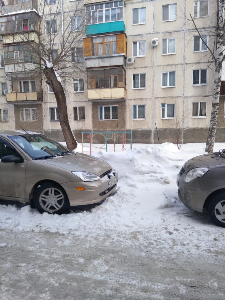 Респ. Татарстан, г. Казань, ул. Серова, д. 31-придомовая территория