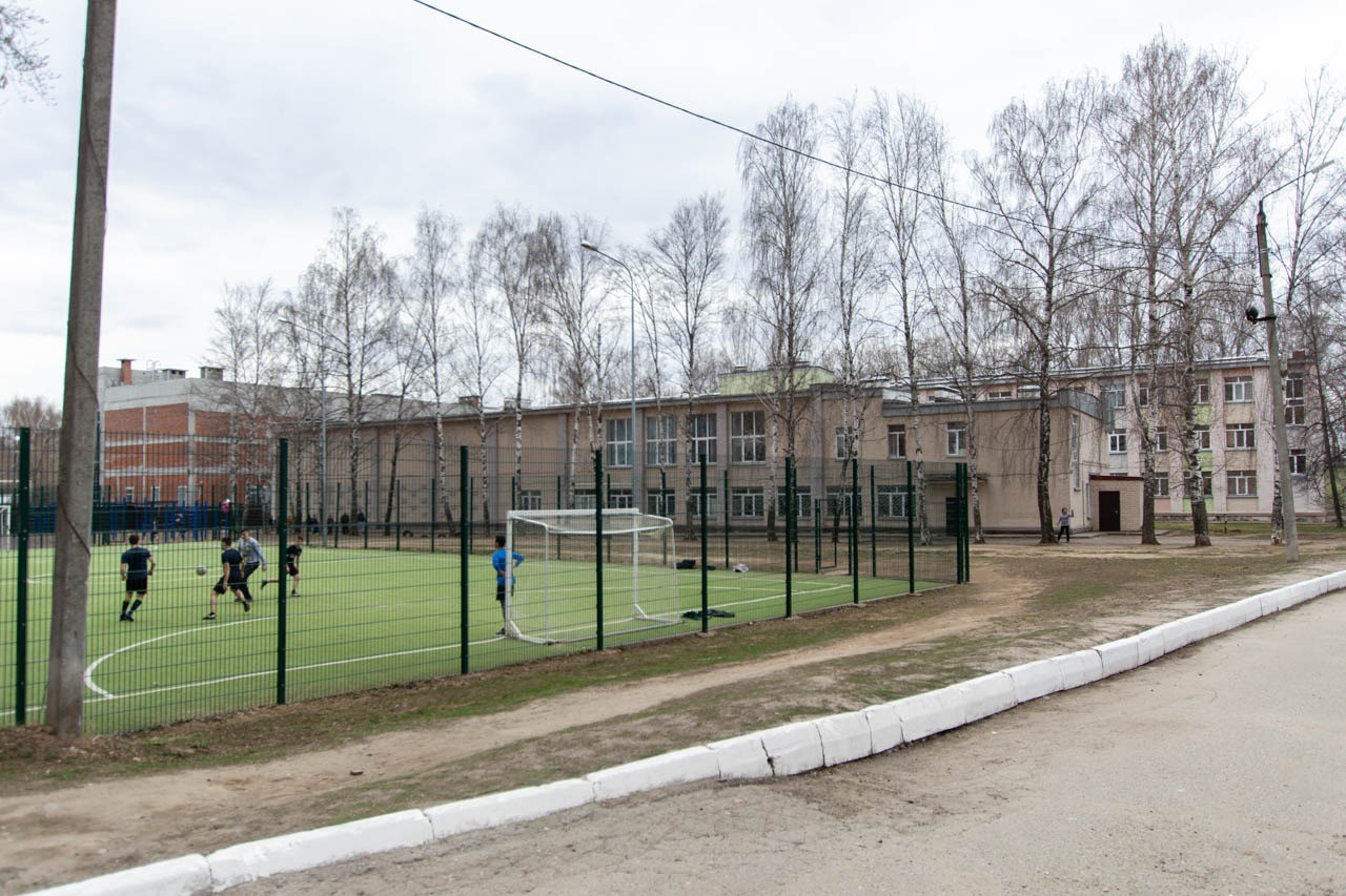 Респ. Татарстан, г. Казань, ул. Толбухина, д. 9-придомовая территория