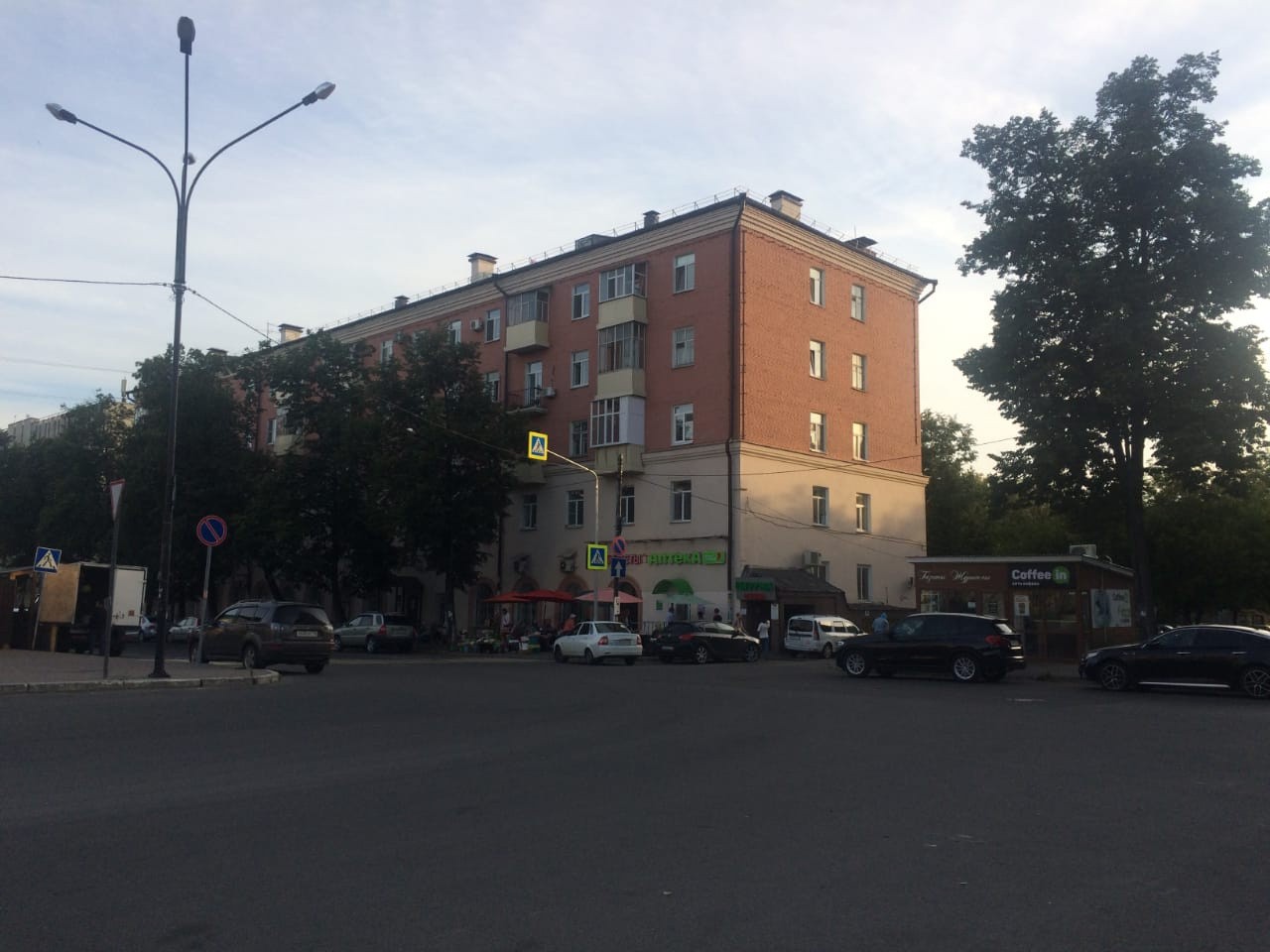 Респ. Татарстан, г. Казань, ул. Чехова, д. 8/2-фасад здания