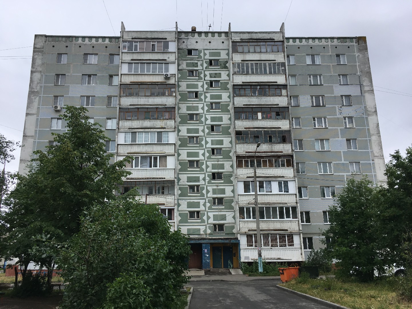 Респ. Татарстан, г. Казань, ул. Юлиуса Фучика, д. 69-фасад здания