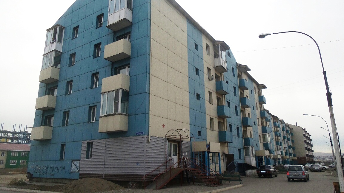 Респ. Тыва, г. Кызыл, ул. Дружбы, д. 1/2 (блок 1)-фасад здания