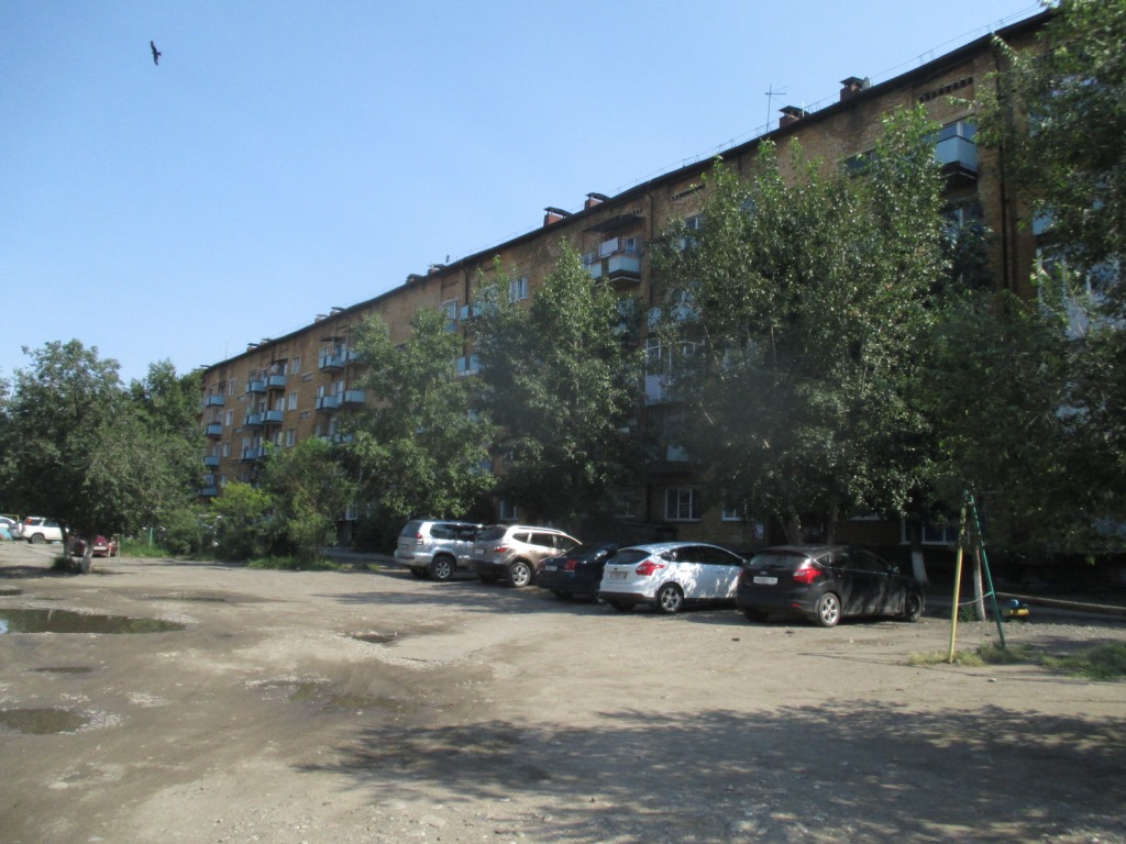 Респ. Тыва, г. Кызыл, ул. Калинина, д. 30-фасад здания