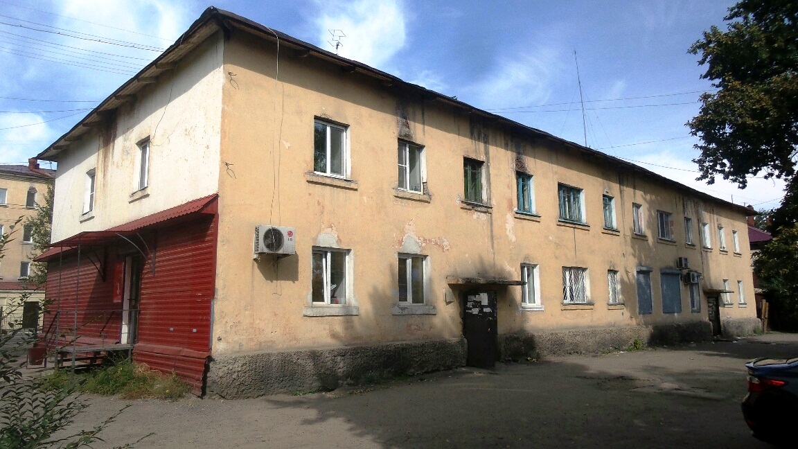 Респ. Тыва, г. Кызыл, ул. Кочетова, д. 15-фасад здания