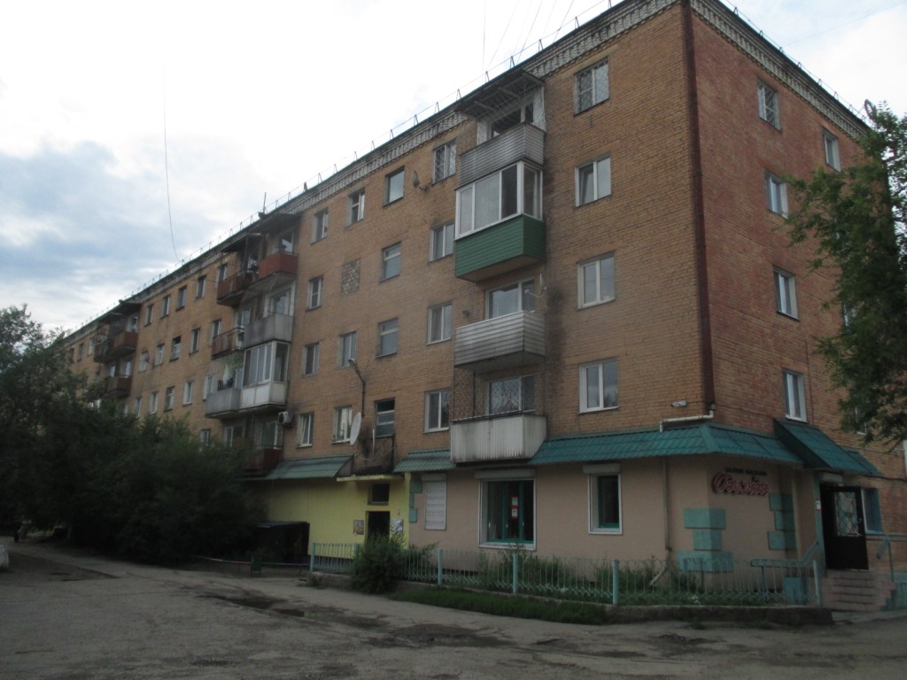 Респ. Тыва, г. Кызыл, ул. Кочетова, д. 99-фасад здания