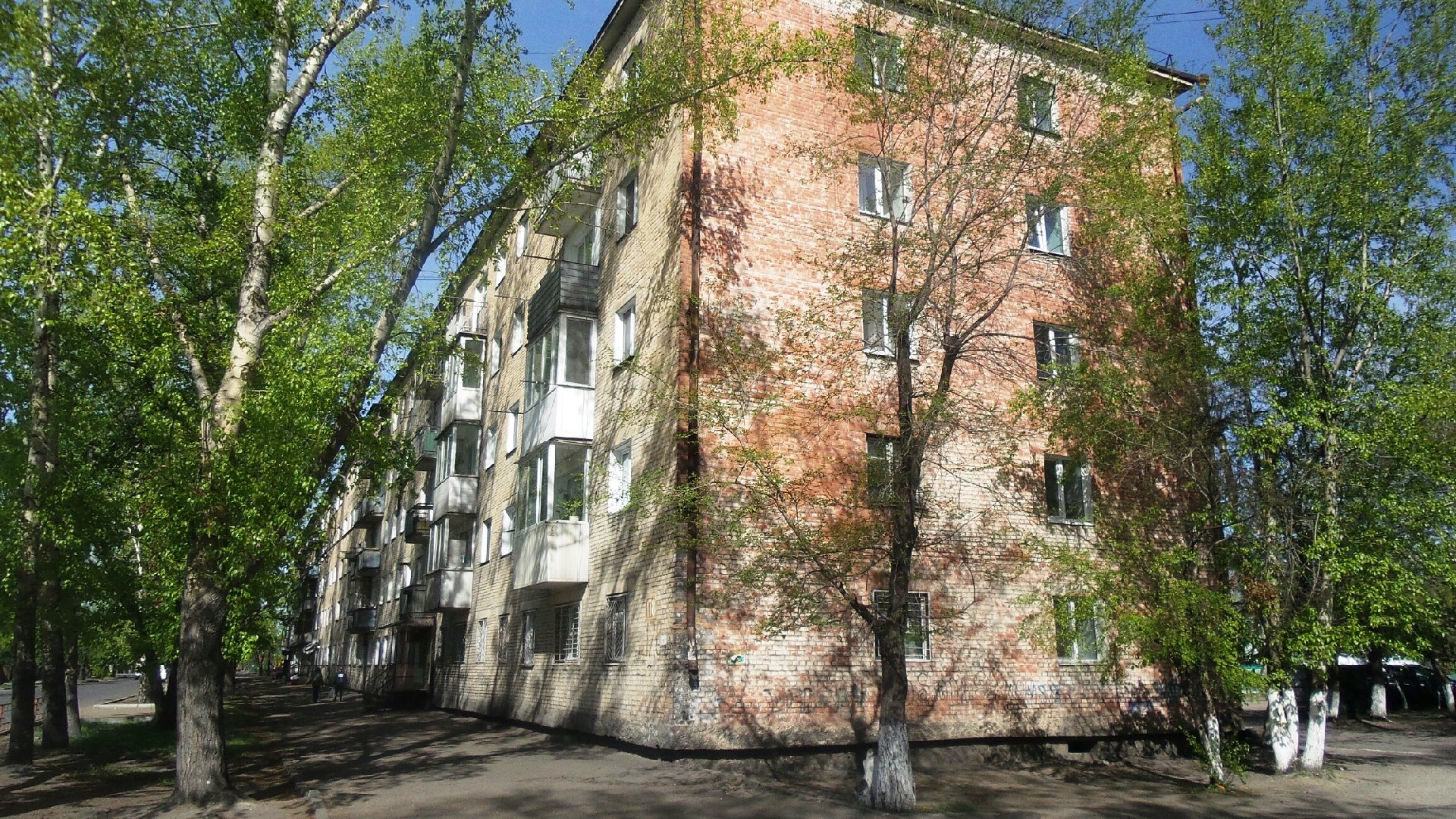 Респ. Тыва, г. Кызыл, ул. Красноармейская, д. 178-фасад здания