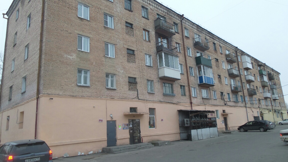 Респ. Тыва, г. Кызыл, ул. Ленина, д. 42-фасад здания