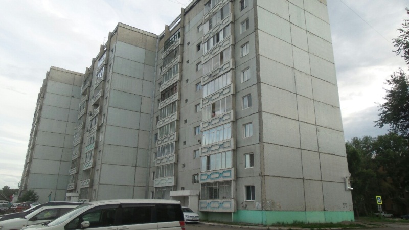 Респ. Тыва, г. Кызыл, ул. Титова, д. 35-фасад здания