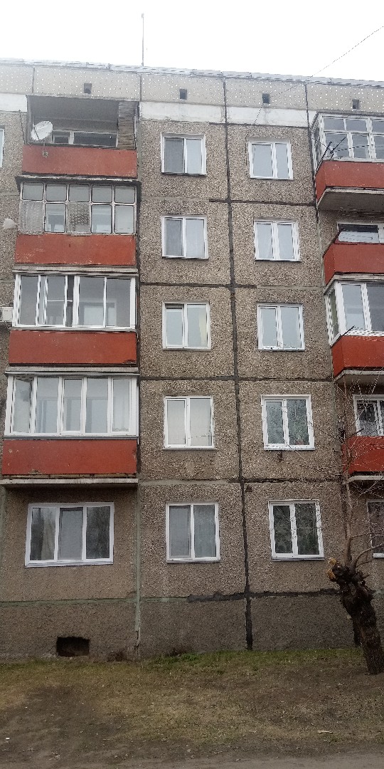 Респ. Хакасия, г. Абакан, ул. Аскизская, д. 152-фасад здания