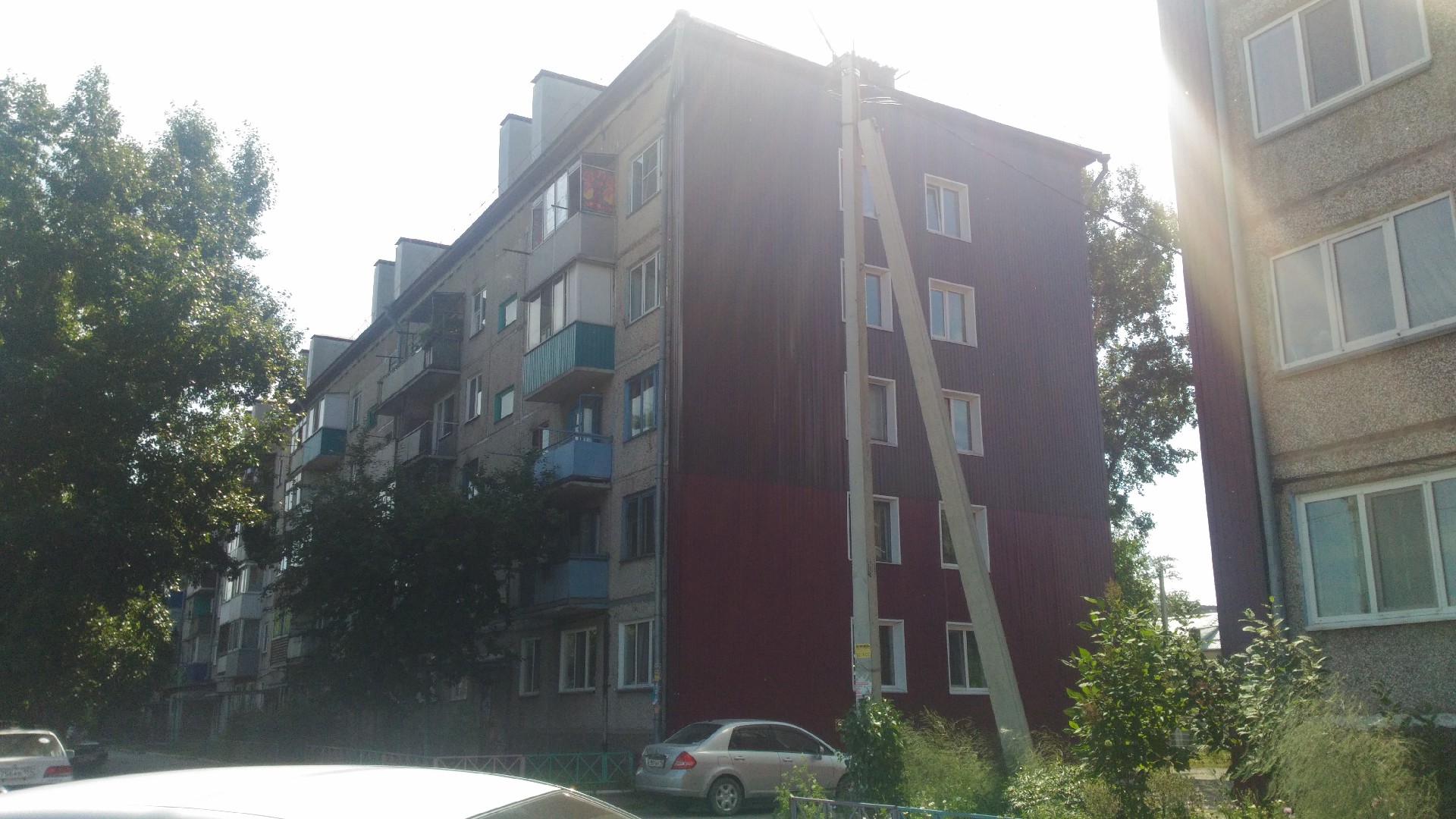 Респ. Хакасия, г. Абакан, ул. Дзержинского, д. 179-фасад здания