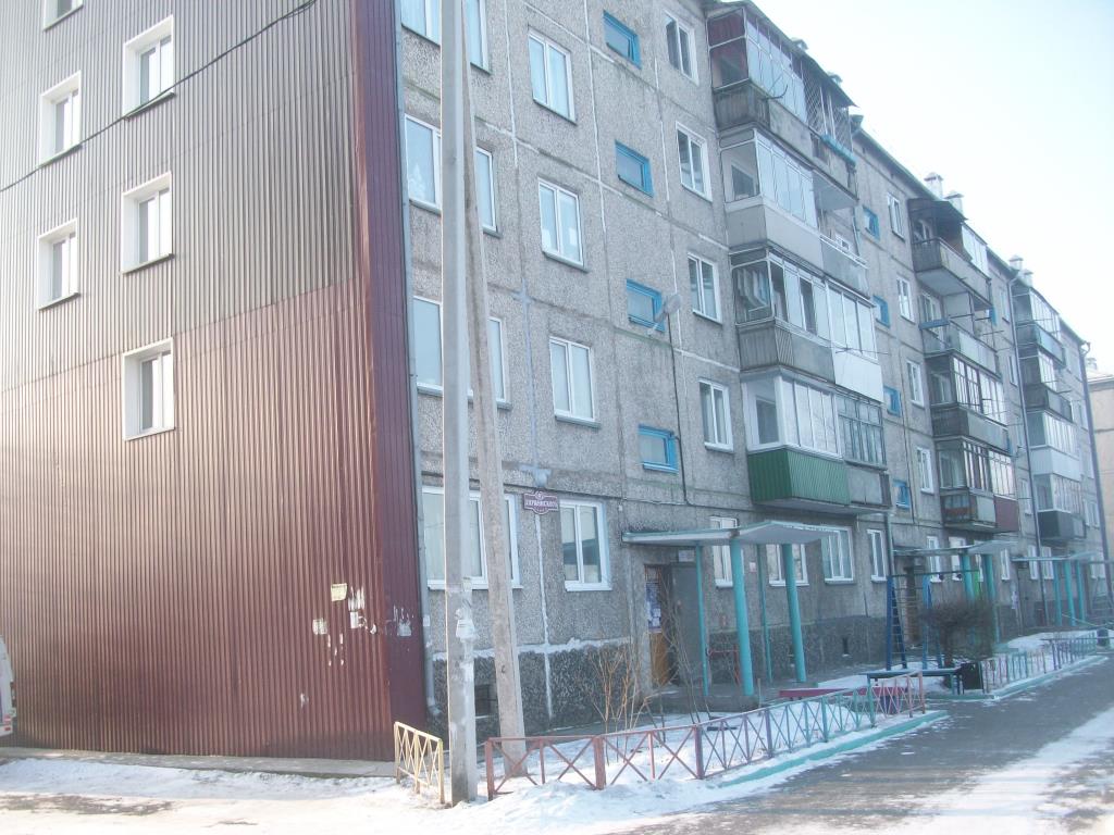 Респ. Хакасия, г. Абакан, ул. Дзержинского, д. 181-фасад здания