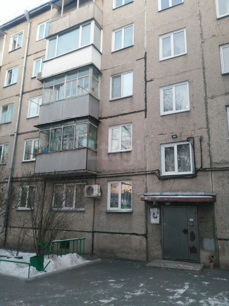 Респ. Хакасия, г. Абакан, ул. Ленинского Комсомола, д. 31-фасад здания