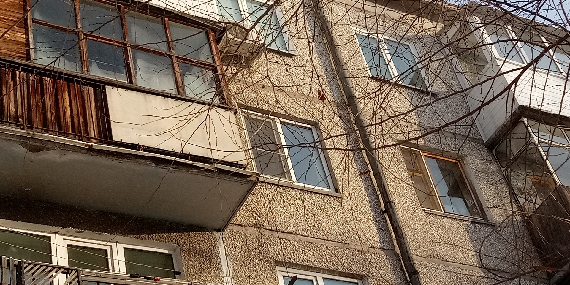 Респ. Хакасия, г. Абакан, ул. Маршала Жукова, д. 30-фасад здания