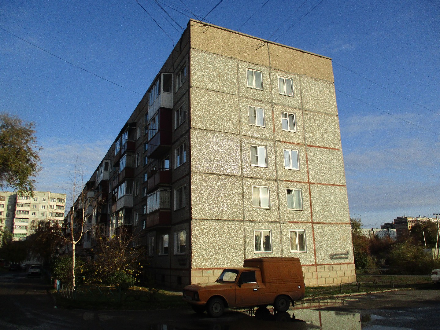 Респ. Хакасия, г. Абакан, ул. Тельмана, д. ,96-фасад здания