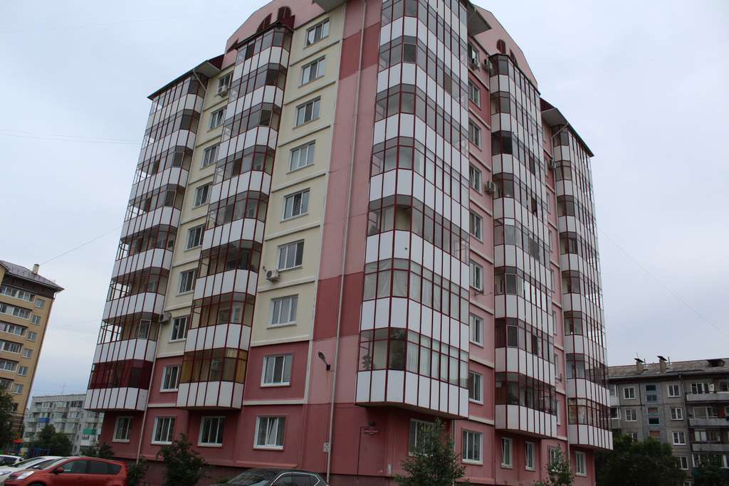 Респ. Хакасия, г. Абакан, ул. Хакасская, д. 171-фасад здания