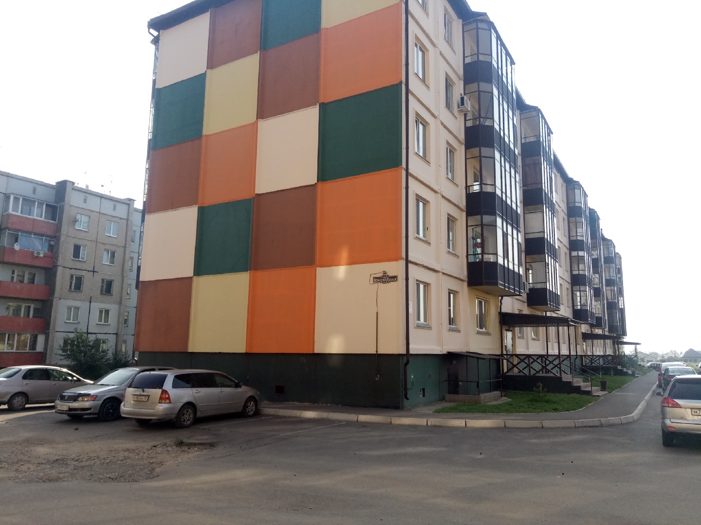 Респ. Хакасия, г. Черногорск, ул. Юбилейная, д. 32, к. 3-фасад здания