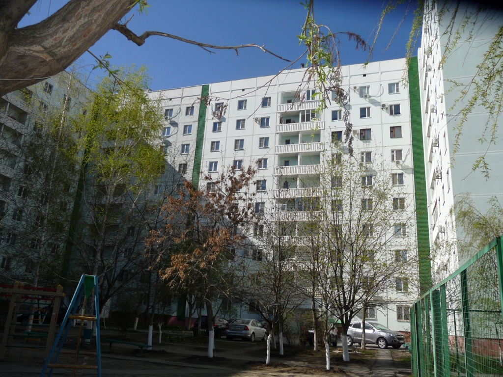 обл. Ростовская, г. Волгодонск, ул. Гагарина, д. 9-фасад здания