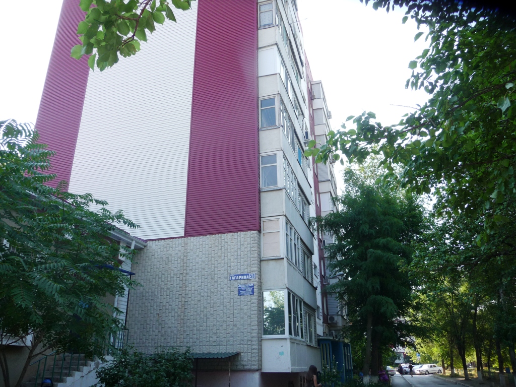 обл. Ростовская, г. Волгодонск, ул. Гагарина, д. 58-фасад здания