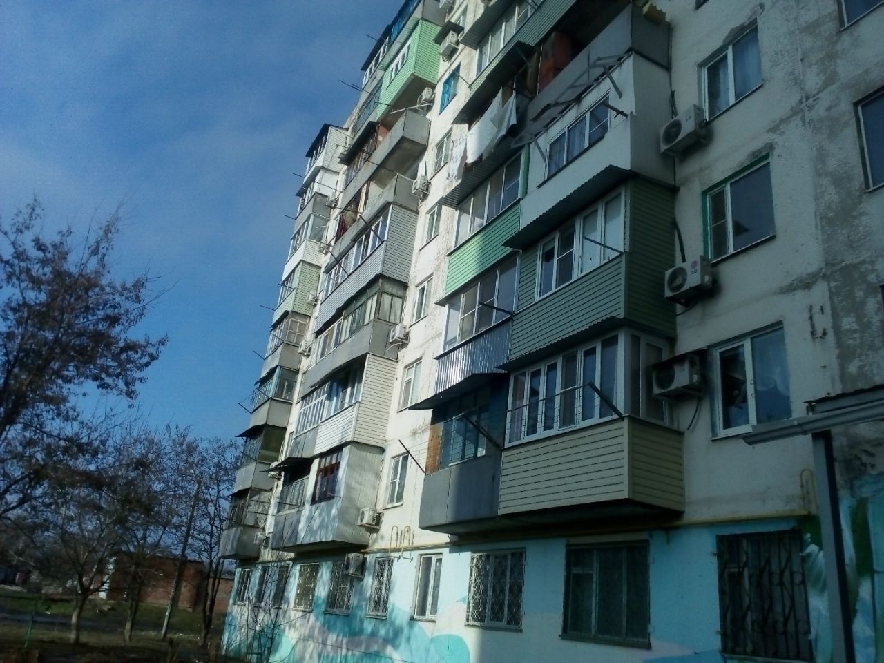 обл. Ростовская, г. Новочеркасск, ул. Грушевская, д. 3-фасад здания