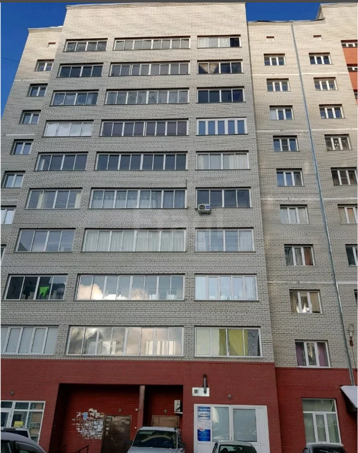 край. Алтайский, г. Новоалтайск, ул. Анатолия, д. 11-фасад здания