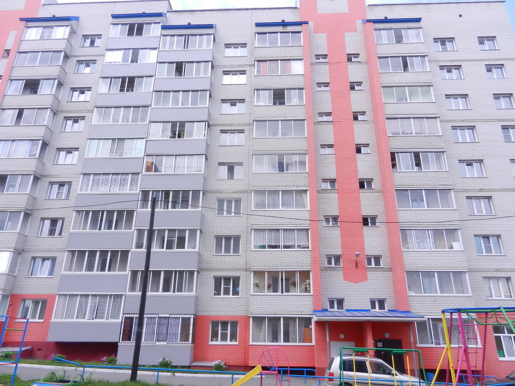 край. Алтайский, г. Новоалтайск, ул. Высоковольтная, д. 6-фасад здания